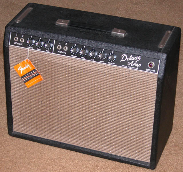 Fender_1964_Deluxe_1