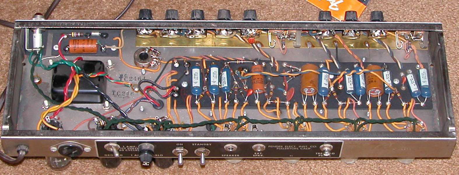 Fender_1964_Deluxe_3